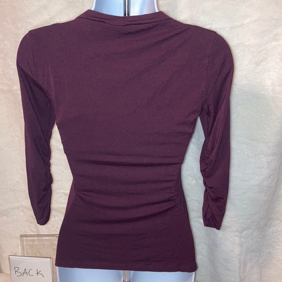 🍀 NWOT NY&C V-neck Dark Purple  XS - Picture 3 of 8